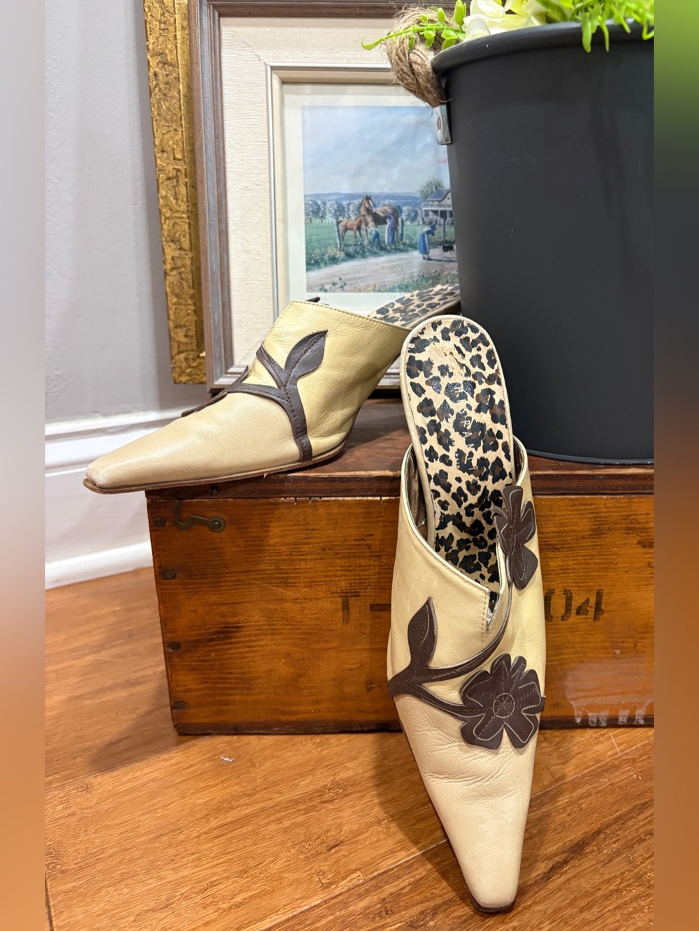 Vintage Hispanitas 90s/Y2K Heeled Mules Yellow Cream and Brown Floral Point Toe - Picture 4 of 8